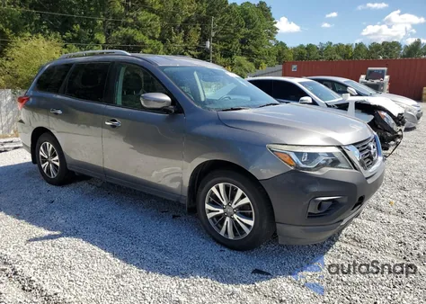 2017 Nissan Pathfinder S z USA, uszkodzony, nr VIN 5N1DR2MN2HC633274